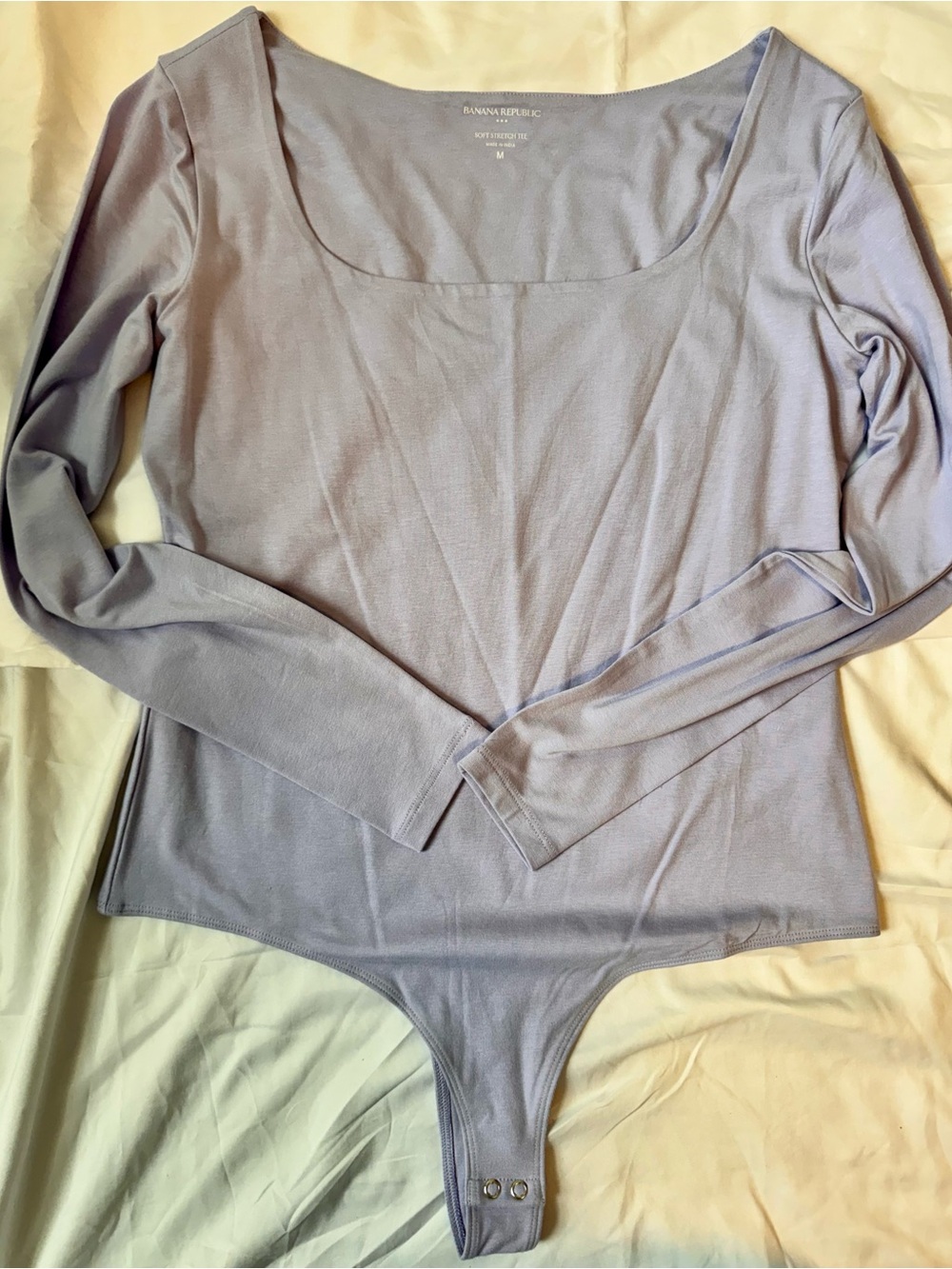 NWOT Banana Republic Lavender Scoop Neck Long Sleeve Bodysuit